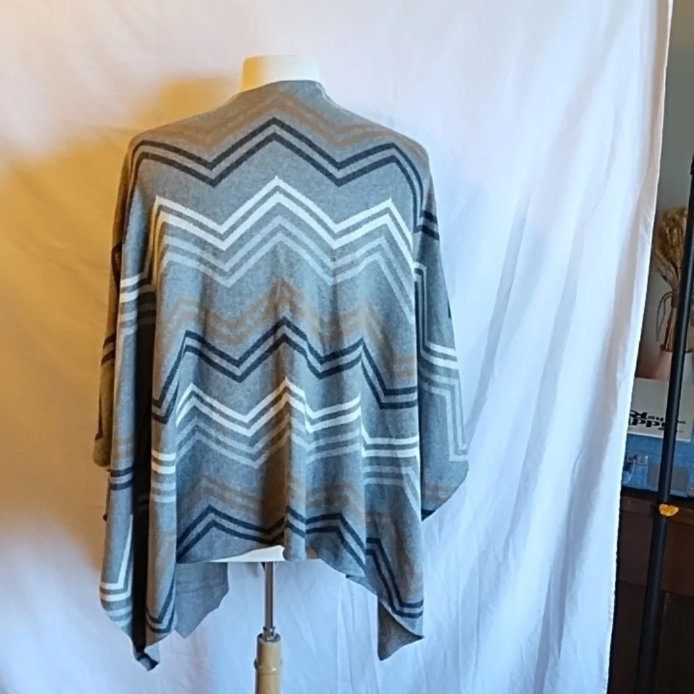 Talbots one size Ruana - Picture 4 of 5